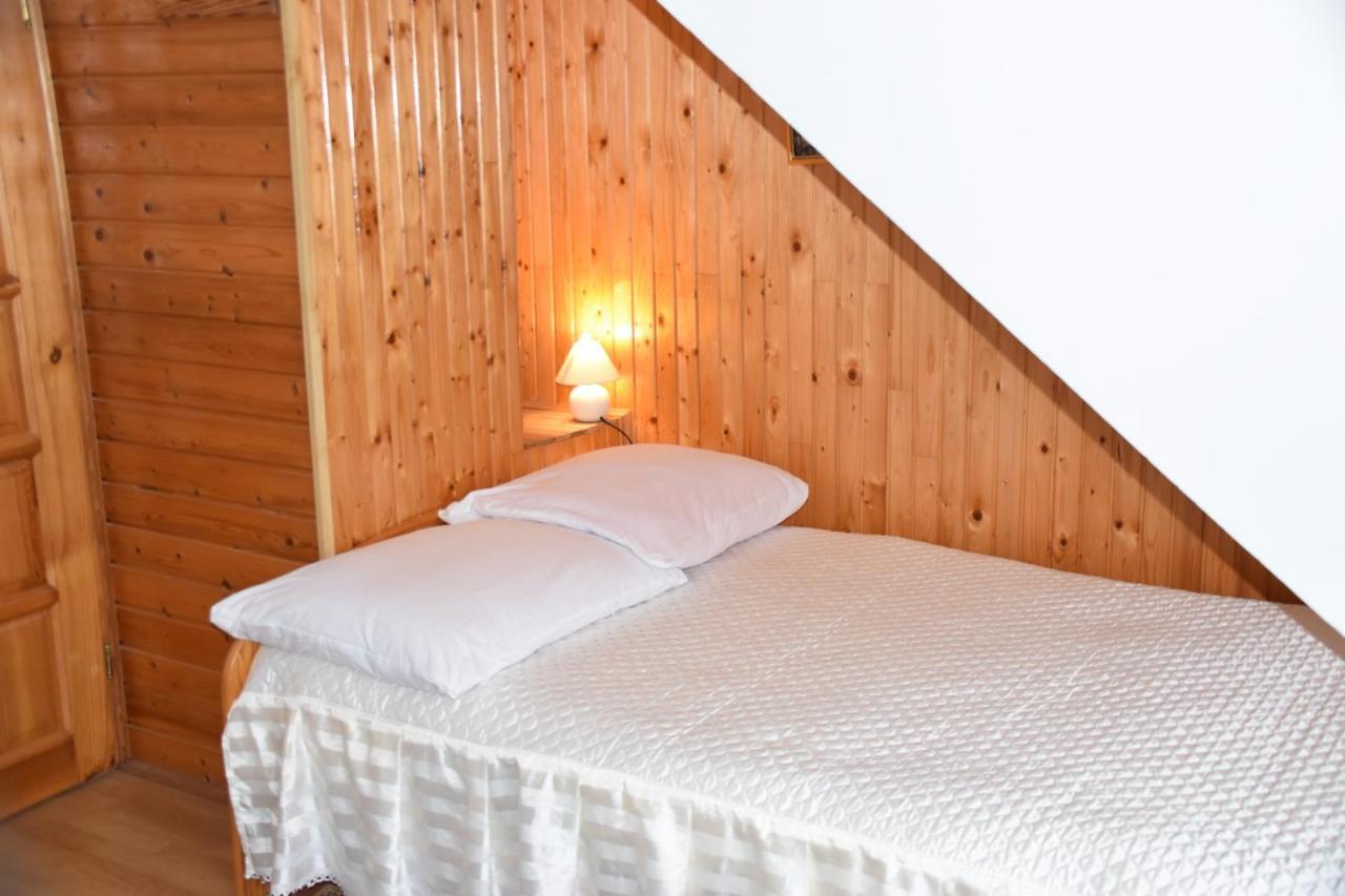 Domek Jaskółka Bialowieza Exterior foto